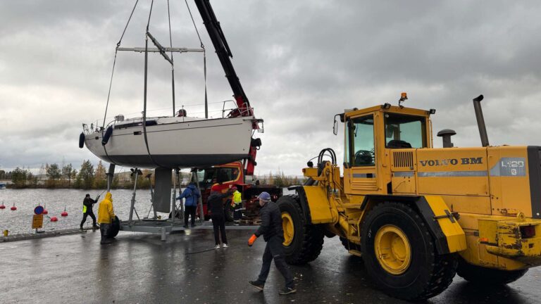 Varaa telakointipaikka hyvissä ajoin
